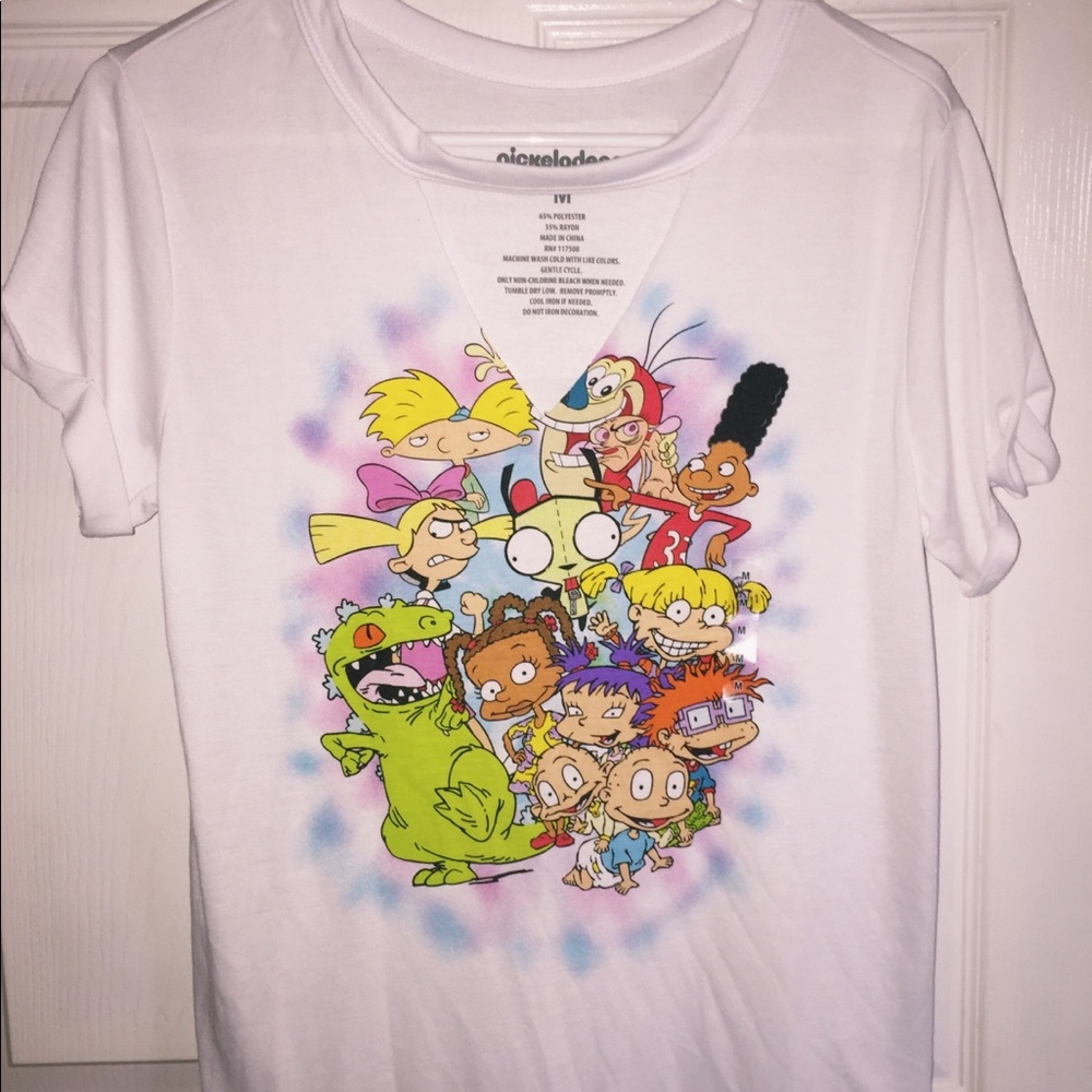 Nickelodeon t-shirt very cute!!!